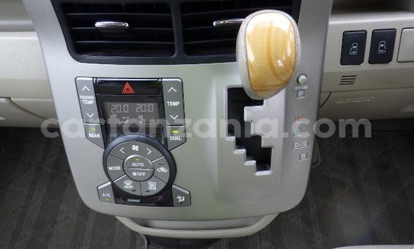 Buy Used Toyota Noah Black Car in Dar es Salaam in Dar es Salaam Buy Used Toyota Noah Black Car in Dar es Salaam in Dar es Salaam