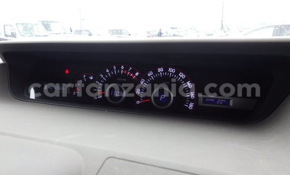 Buy Used Toyota Noah Black Car in Dar es Salaam in Dar es Salaam Buy Used Toyota Noah Black Car in Dar es Salaam in Dar es Salaam