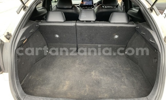 Buy Used Toyota C-HR White Car in Dar es Salaam in Dar es Salaam Buy Used Toyota C-HR White Car in Dar es Salaam in Dar es Salaam