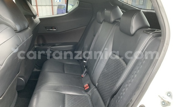 Buy Used Toyota C-HR White Car in Dar es Salaam in Dar es Salaam Buy Used Toyota C-HR White Car in Dar es Salaam in Dar es Salaam