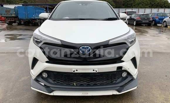 Buy Used Toyota C-HR White Car in Dar es Salaam in Dar es Salaam Buy Used Toyota C-HR White Car in Dar es Salaam in Dar es Salaam
