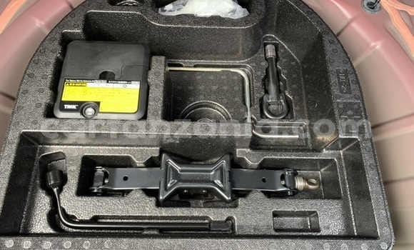 Buy Used Toyota Auris Red Car in Arusha in Arusha Buy Used Toyota Auris Red Car in Arusha in Arusha