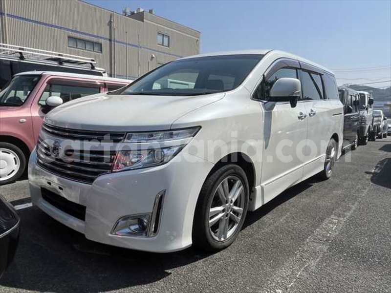 Big with watermark nissan elgrand arusha arusha 22710