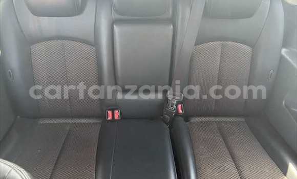 Nunua Ilio tumika Nissan Elgrand Nyeupe Gari ndani ya Arusha nchini Arusha Nunua Ilio tumika Nissan Elgrand Nyeupe Gari ndani ya Arusha nchini Arusha