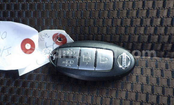 Nunua Ilio tumika Nissan Elgrand Nyeupe Gari ndani ya Arusha nchini Arusha Nunua Ilio tumika Nissan Elgrand Nyeupe Gari ndani ya Arusha nchini Arusha