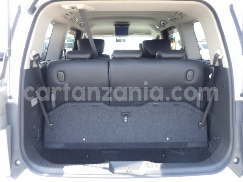 Big with watermark nissan elgrand arusha arusha 22710