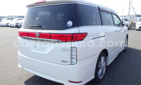 Nunua Ilio tumika Nissan Elgrand Nyeupe Gari ndani ya Arusha nchini Arusha Nunua Ilio tumika Nissan Elgrand Nyeupe Gari ndani ya Arusha nchini Arusha