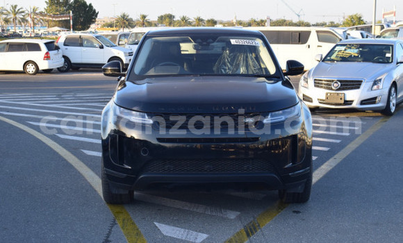 Nunua Ilio tumika Range Rover Evoque Nyeusi Gari ndani ya Arusha nchini Arusha