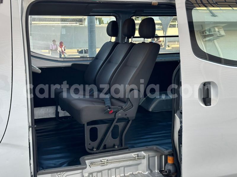 Big with watermark nissan caravan dar es salaam dar es salaam 22716