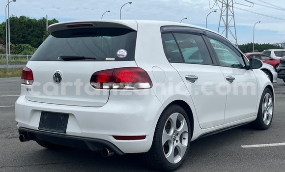 Buy Used Volkswagen Golf White Car in Dar es Salaam in Dar es Salaam Buy Used Volkswagen Golf White Car in Dar es Salaam in Dar es Salaam