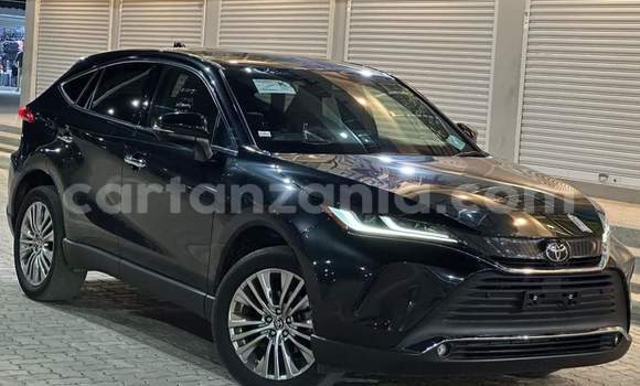 Nunua Ilio tumika Toyota Harrier Nyeusi Gari ndani ya Dar es Salaam nchini Dar es Salaam