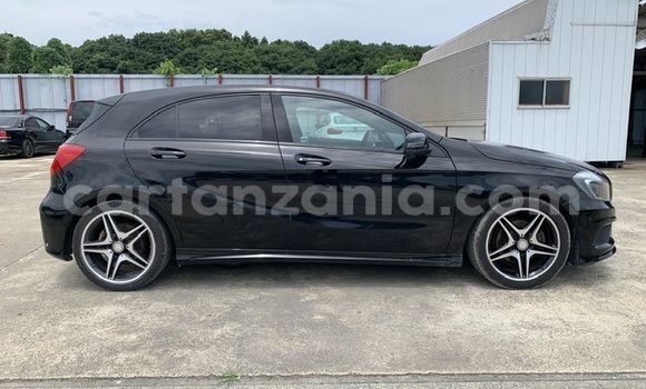 Nunua Ilio tumika Mercedes‒Benz A–Class Nyeusi Gari ndani ya Dar es Salaam nchini Dar es Salaam Nunua Ilio tumika Mercedes‒Benz A–Class Nyeusi Gari ndani ya Dar es Salaam nchini Dar es Salaam