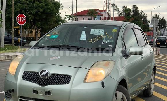 Nunua Imported Toyota Vitz Nyingine Gari ndani ya Dar es Salaam nchini Dar es Salaam