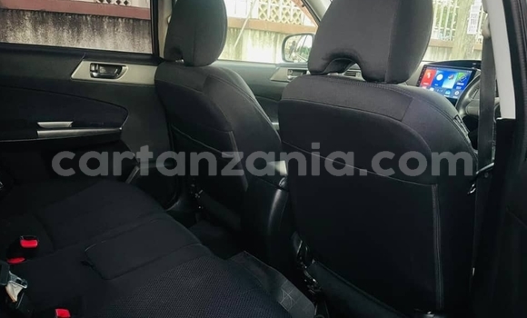 Nunua Ilio tumika Subaru Forester Nyekundu Gari ndani ya Dar es Salaam nchini Dar es Salaam Nunua Ilio tumika Subaru Forester Nyekundu Gari ndani ya Dar es Salaam nchini Dar es Salaam