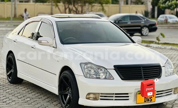 Nunua Ilio tumika Toyota Crown Nyeupe Gari ndani ya Dar es Salaam nchini Dar es Salaam Nunua Ilio tumika Toyota Crown Nyeupe Gari ndani ya Dar es Salaam nchini Dar es Salaam