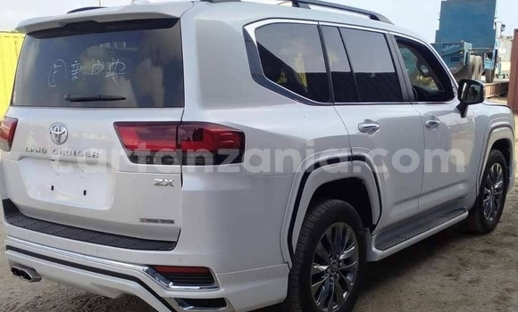 Buy New Toyota Land Cruiser White Car in Dar es Salaam in Dar es Salaam Buy New Toyota Land Cruiser White Car in Dar es Salaam in Dar es Salaam