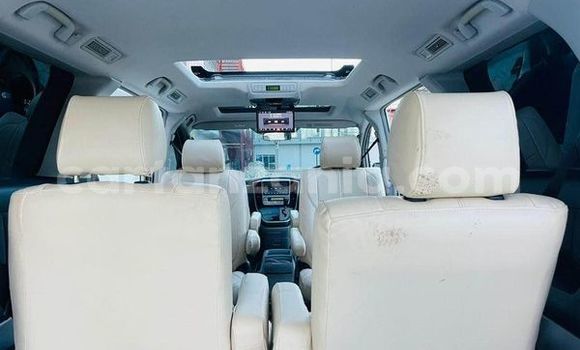 Nunua Ilio tumika Toyota Alphard Nyingine Gari ndani ya Dar es Salaam nchini Dar es Salaam Nunua Ilio tumika Toyota Alphard Nyingine Gari ndani ya Dar es Salaam nchini Dar es Salaam