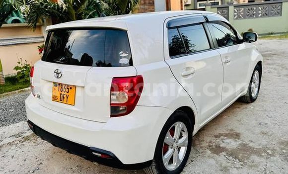 Buy Used Toyota ISis Other Car in Dar es Salaam in Dar es Salaam Buy Used Toyota ISis Other Car in Dar es Salaam in Dar es Salaam