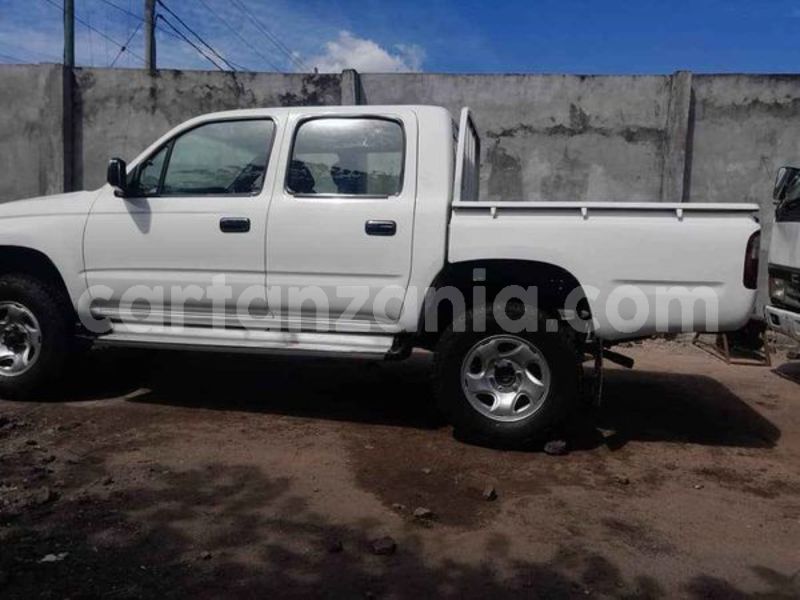 Big with watermark toyota hilux dar es salaam dar es salaam 22800