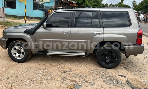 Buy Used Nissan Patrol Silver Car in Dar es Salaam in Dar es Salaam Buy Used Nissan Patrol Silver Car in Dar es Salaam in Dar es Salaam