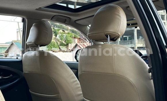 Nunua Ilio tumika Toyota Vanguard Nyeusi Gari ndani ya Dar es Salaam nchini Dar es Salaam Nunua Ilio tumika Toyota Vanguard Nyeusi Gari ndani ya Dar es Salaam nchini Dar es Salaam