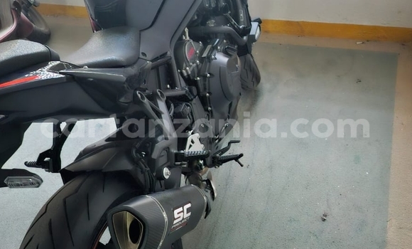 Buy Used Kawasaki Z Black Bike in Arusha in Arusha Buy Used Kawasaki Z Black Bike in Arusha in Arusha