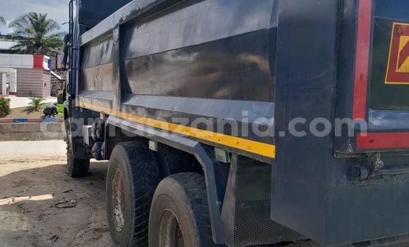 Buy Used Scania 113–320 Blue Truck in Dar es Salaam in Dar es Salaam Buy Used Scania 113–320 Blue Truck in Dar es Salaam in Dar es Salaam