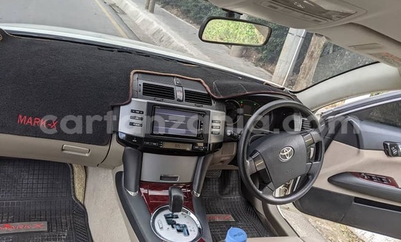 Buy Used Toyota Mark X White Car in Biharamulo in Kagera Buy Used Toyota Mark X White Car in Biharamulo in Kagera