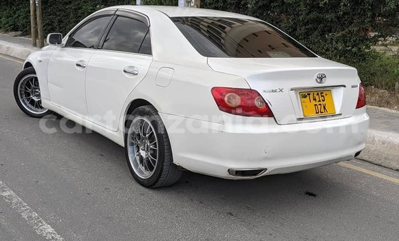 Buy Used Toyota Mark X White Car in Biharamulo in Kagera Buy Used Toyota Mark X White Car in Biharamulo in Kagera