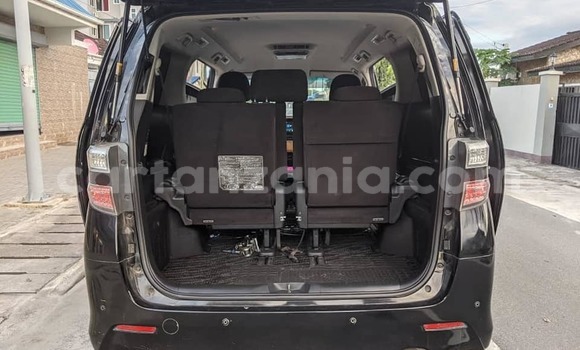 Buy Used Toyota Vellfire Black Car in Bagamoyo in Pwani Buy Used Toyota Vellfire Black Car in Bagamoyo in Pwani