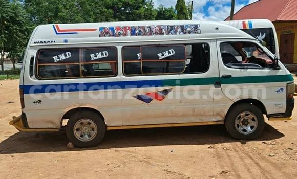 Buy Used Toyota Hiace Other Car in Bagamoyo in Pwani Buy Used Toyota Hiace Other Car in Bagamoyo in Pwani