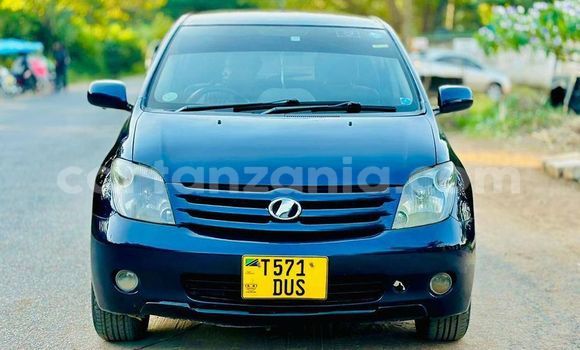 Buy Used Toyota IST Black Car in Babati Urban in Manyara
