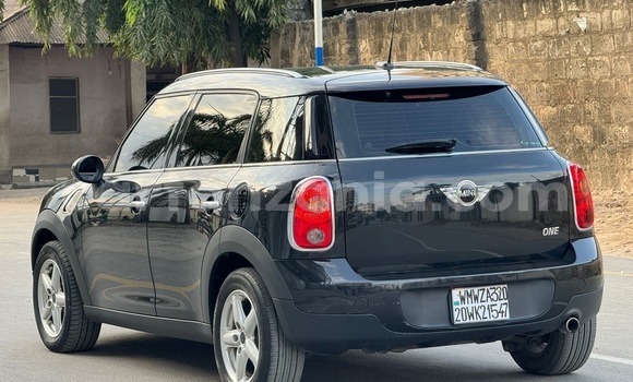 Nunua Mpya Mini Cooper Nyeusi Gari ndani ya Dar es Salaam nchini Dar es Salaam Nunua Mpya Mini Cooper Nyeusi Gari ndani ya Dar es Salaam nchini Dar es Salaam