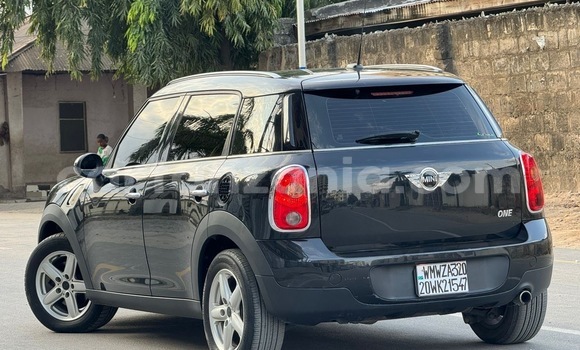 Nunua Mpya Mini Cooper Nyeusi Gari ndani ya Dar es Salaam nchini Dar es Salaam Nunua Mpya Mini Cooper Nyeusi Gari ndani ya Dar es Salaam nchini Dar es Salaam