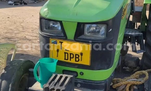 Buy Used Caterpillar 120 Green Truck in Babati Urban in Manyara