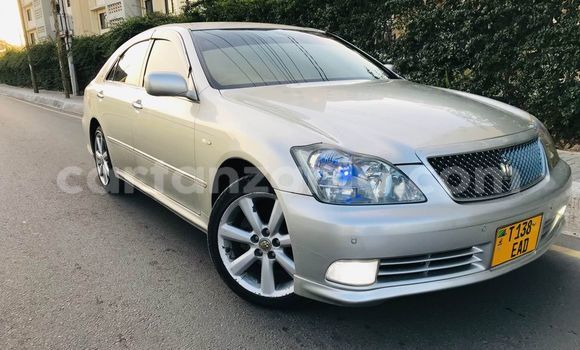 Nunua Ilio tumika Toyota Crown Nyingine Gari ndani ya Bahi nchini Dodoma