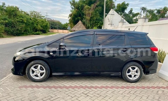 Buy Used Toyota Wish Black Car in Babati Urban in Manyara Buy Used Toyota Wish Black Car in Babati Urban in Manyara