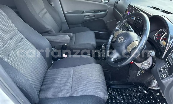 Buy Used Toyota Wish White Car in Bahi in Dodoma Buy Used Toyota Wish White Car in Bahi in Dodoma