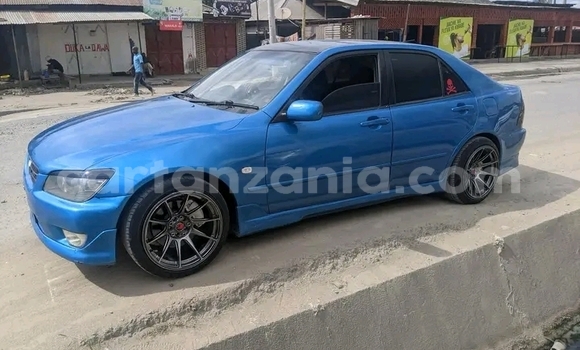 Buy Used Toyota Altezza Blue Car in Dodoma in Dodoma