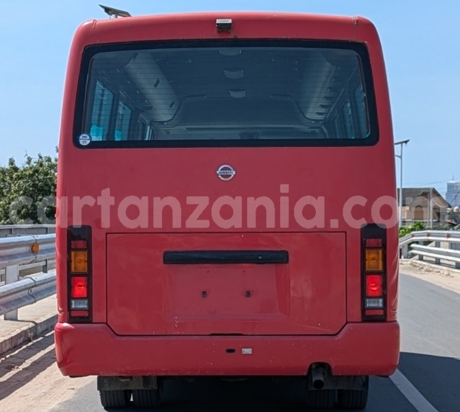 Big with watermark nissan caravan dar es salaam dar es salaam 22917