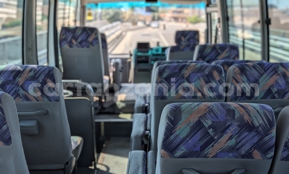 Nunua Mpya Nissan Caravan Nyekundu Lori ndani ya Dar es Salaam nchini Dar es Salaam Nunua Mpya Nissan Caravan Nyekundu Lori ndani ya Dar es Salaam nchini Dar es Salaam