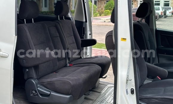 Nunua Ilio tumika Toyota Alphard Nyeupe Gari ndani ya Dar es Salaam nchini Dar es Salaam Nunua Ilio tumika Toyota Alphard Nyeupe Gari ndani ya Dar es Salaam nchini Dar es Salaam