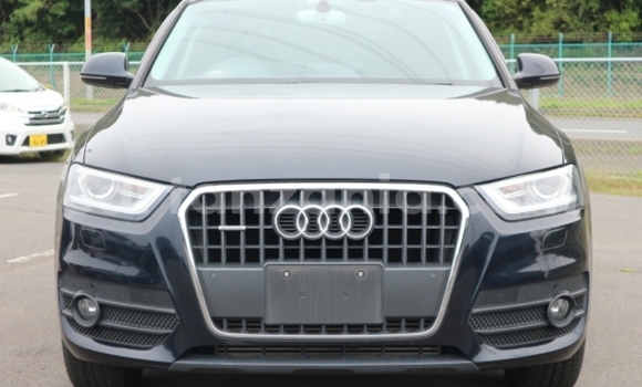 Nunua Imported Audi Q3 Nyeusi Gari ndani ya Dar es Salaam nchini Dar es Salaam