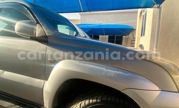 Nunua Ilio tumika Toyota Land Cruiser Prado Fedha Gari ndani ya Dar es Salaam nchini Dar es Salaam Nunua Ilio tumika Toyota Land Cruiser Prado Fedha Gari ndani ya Dar es Salaam nchini Dar es Salaam
