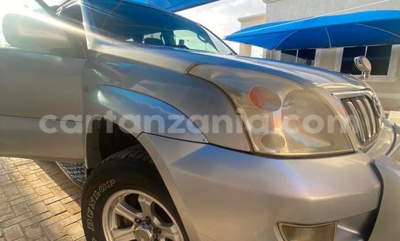 Nunua Ilio tumika Toyota Land Cruiser Prado Fedha Gari ndani ya Dar es Salaam nchini Dar es Salaam Nunua Ilio tumika Toyota Land Cruiser Prado Fedha Gari ndani ya Dar es Salaam nchini Dar es Salaam