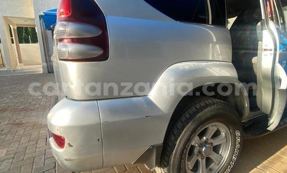 Nunua Ilio tumika Toyota Land Cruiser Prado Fedha Gari ndani ya Dar es Salaam nchini Dar es Salaam Nunua Ilio tumika Toyota Land Cruiser Prado Fedha Gari ndani ya Dar es Salaam nchini Dar es Salaam