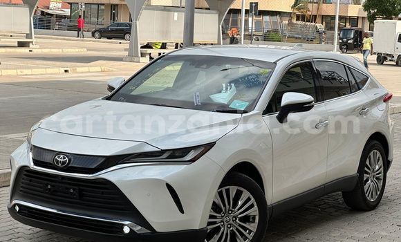 Buy Import Toyota Harrier White Car in Dar es Salaam in Dar es Salaam