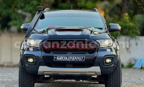 Nunua Imported Ford Ranger Nyeusi Gari ndani ya Dar es Salaam nchini Dar es Salaam