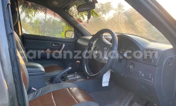 Nunua Ilio tumika Kia Sorento Nyeusi Gari ndani ya Buhigwe nchini Kigoma Nunua Ilio tumika Kia Sorento Nyeusi Gari ndani ya Buhigwe nchini Kigoma
