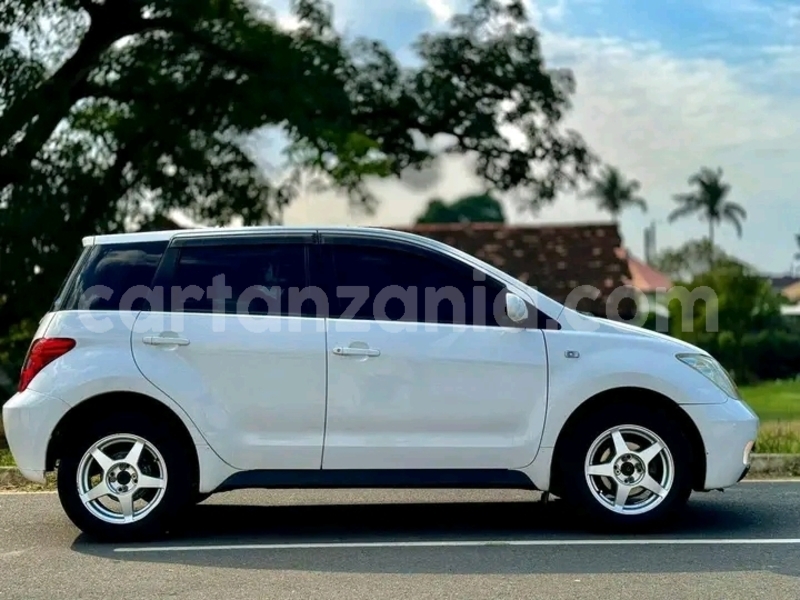 Big with watermark toyota ist geita chato 22966